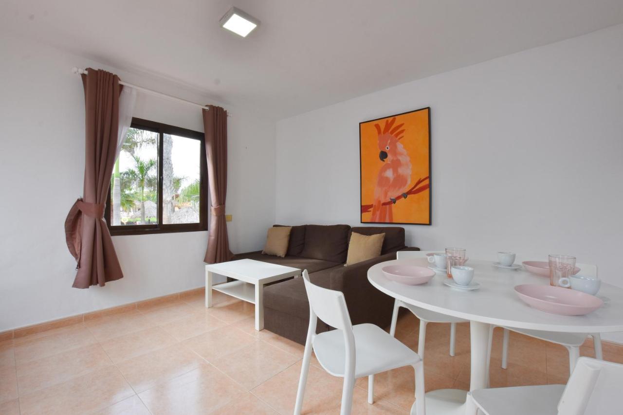 Book Jet - Oasis Pool View Apartment Коральео Экстерьер фото